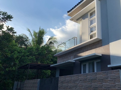 Dijual Rumah 2 Lantai 5 Menit dari Pasar Cebongan Mlati Sleman