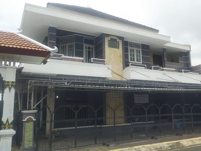 Rumah 2 Lantai Cocok Untuk Usaha Lokasi Dekat Stadion Mandala Krida