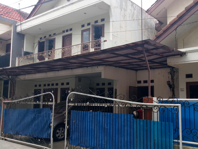 Rumah 2 lantai Gandeng 2 ,Harga nego di Semper Jakarta Utara
