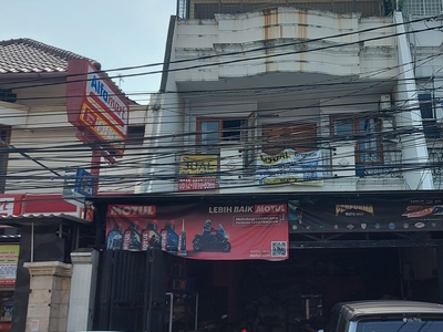 Rumah 3 Lantai Bisa Usaha di Kamboja Raya, Tomang, Palmerah