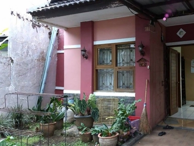 Rumah Aman Nyaman di Komplek Gempol Asri, Bandung