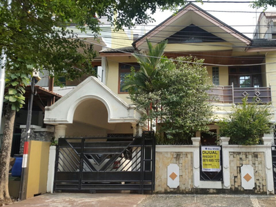 Rumah Asri Lokasi Cantik Cempaka Putih