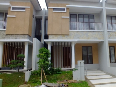 Disewa Rumah Bagus ,dalam cluster Discovery Bintaro 9