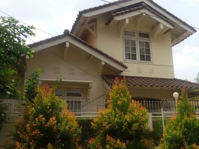 Dijual Rumah Bagus Dalam Perumahan Menteng Bintaro Sektor 7