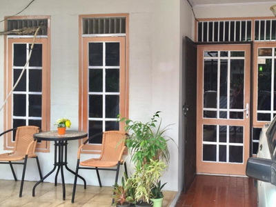 Dijual Rumah Bagus Di Cucur Timur, Bintaro Jaya Sektor 4