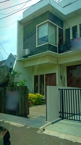 Dijual Rumah Bagus Di Graha Raya Bintaro Jaya