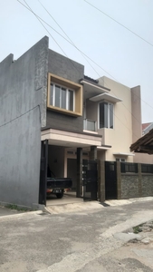Dijual Rumah Bagus Di Jl Anggrek, Gg H Belahun Pamulang Tangerang