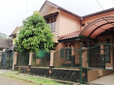 Dijual Rumah Bagus Di Jl Lawu, Bukit Nusa Indah