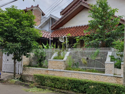 Rumah Bagus Di Jl Punai, Bintaro Jaya, Jakarta Selatan