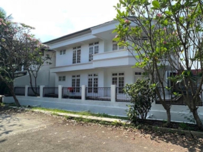 Rumah Bagus Di Jl Tanimbar, Cinere Depok Jawa Barat