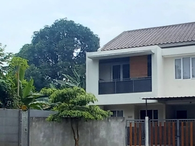 Dijual Rumah Bagus Di Modern Hills Pondok Cabe Pamulang Tangerang