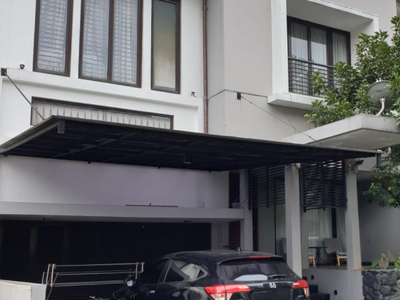 Dijual Rumah Bagus di Veteran Jakarta Selatan