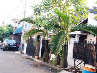 Disewa Rumah Bagus Di Villa Bintaro Indah
