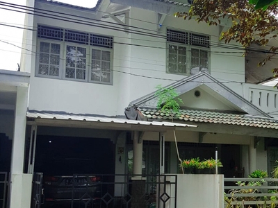 Dijual Rumah Bagus Mertilang Bintaro Jaya Sektor 9 #CH