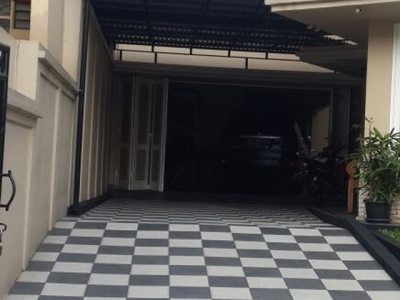 Disewa Rumah Bagus,minimalis di sektor 9 bintaro jaya