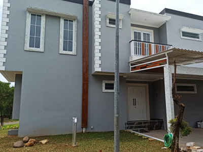 Dijual Rumah baru mewah di Caspia