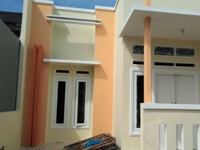 Dijual rumah baru renovasi siap huni 1 lantai cantik di bintang m