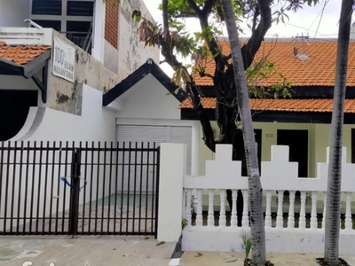 Rumah Bersih Bagus Siap Huni Dekat Merr di Rungkut Harapan Surabaya
