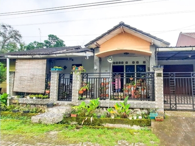 Rumah Bonus Tanah di Jalan Kaliurang Sleman