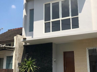Dijual Rumah Bukit Palma Citraland Surabaya - Baru 2 lantai Moder