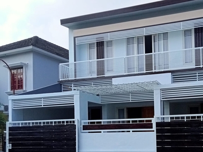 Dijual Rumah Cakep Siap Huni di Sidoarjo Kota Jawa Timur