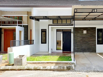 Rumah cantik di Kota Bali Residence, Padalarang