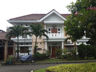 Rumah Cantik Harga Bagus di Bintaro 9