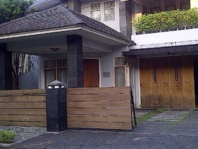 Dijual Rumah Cantik Harga bagus di Rempoa Tangsel