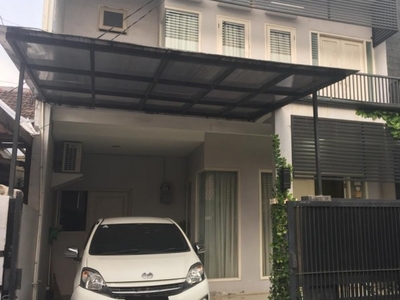 Disewa Rumah Cantik ,Siap Huni di Bintaro Jaya 1