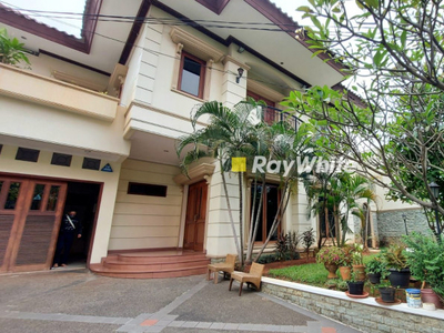 Dijual Rumah Cantik Siap Huni Di Lingkungan Tenang Pondok Indah