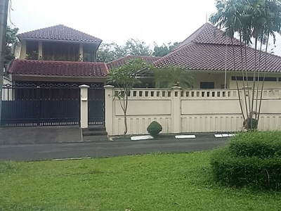 Dijual Rumah cantik,Asri,minimalis di Bintaro Jakarta Selatan