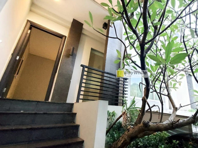 Dijual Rumah Cozy Hadap Utara Design Modern Siap Huni Dalam Clust