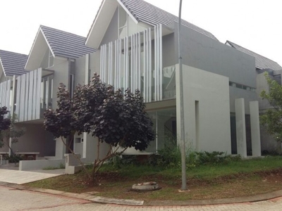Dijual Rumah Dalam Cluster di Discovery Eola, Bintaro Jaya