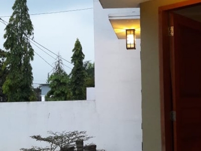 Rumah dan Tempat Usaha di Jalan Utama Soekarno Hatta Bandung