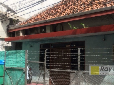 Dijual Rumah Dengan Bentuk Tanah Ngantong di Dekat Jalan Raya Hay