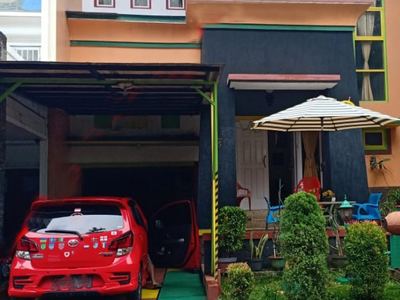 Rumah dengan lingkungan aman dan nyaman di Raffles Hills Cibubur