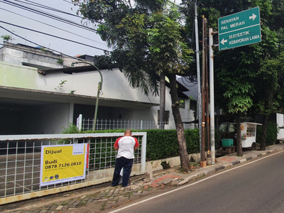 Dijual Rumah Dengan lokasi strategis Di Jl Hang Jebat, Kebayoran