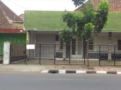 Rumah dengan Lokasi Strategis di Pajajaran, Bandung