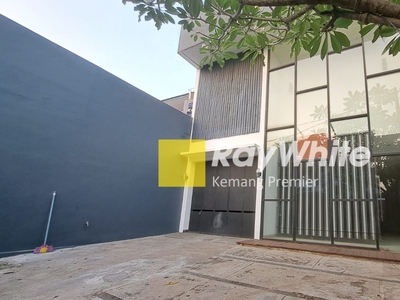 Dijual Rumah di daerah Kemang Jakarta Selatan