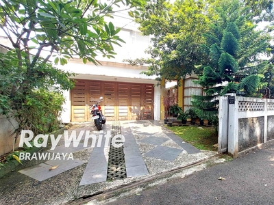 Dijual RUMAH DI JL PERTANIAN, LEBAK BULUS, LOKASI TENANG, DEKAT M