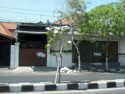 Rumah di Kutai, Cocok untuk usaha / kantor (ex.rumah ibadah)