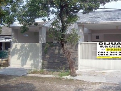 Rumah di Raya Kutisari Indah, 1.5 Lantai, Minimalis, Bagus, Pojokan (Hoek), SIAP HUNI