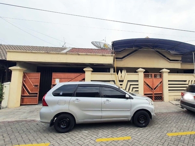 Rumah di Rungkut Mapan Barat Surabaya Timur, bisa untuk rumah tinggal/kantor/usaha dsb, garasi mobil luas