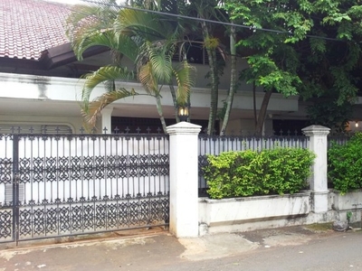 Dijual Rumah di Tebet Cocok Untuk Investasi