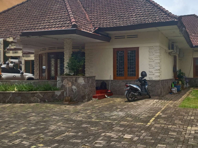 Disewa Rumah di Tubagus Ismail, Cocok Untuk Usaha