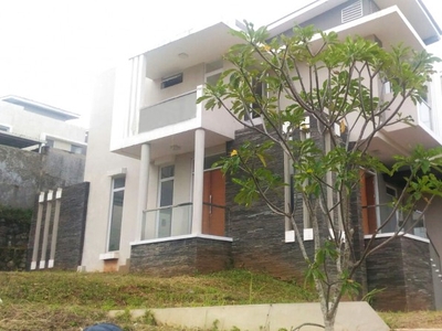 Rumah dijual dalam perumahan elit Modern Hills Pondok Cabe