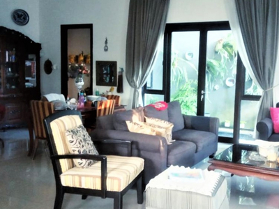 Dijual Rumah diJual di Cluster Sevilla Bsd City