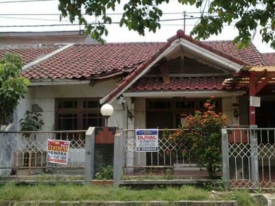 Rumah Dijual di Jalan Alamanda, Harapan Indah, Bekasi Barat