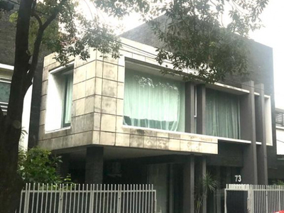 Dijual RUMAH DIJUAL JALAN DARMAWANGSA KEBAYORAN BARU JAKARTA SELA