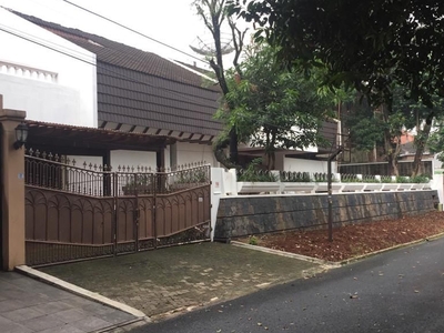 RUMAH DIJUAL JALAN KENCANA PERMAI JAKARTA SELATAN